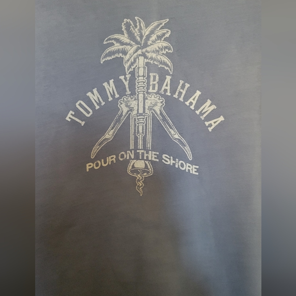 Tommy Bahama Pour on the Shore T Shirt Size XXL